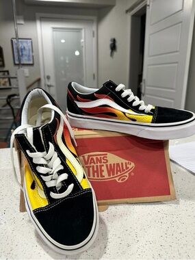 Vans old skool sneakers brand new